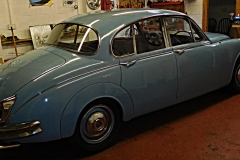 daimler v8 lb4